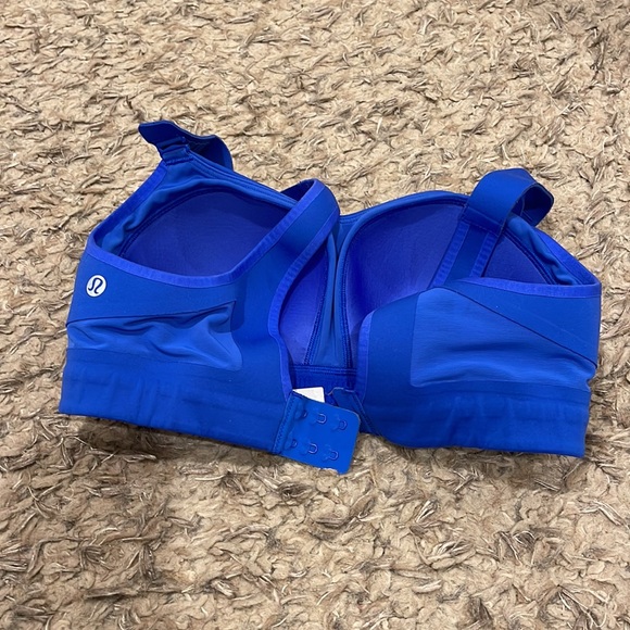 Lululemon bra size 34C - Picture 7 of 8